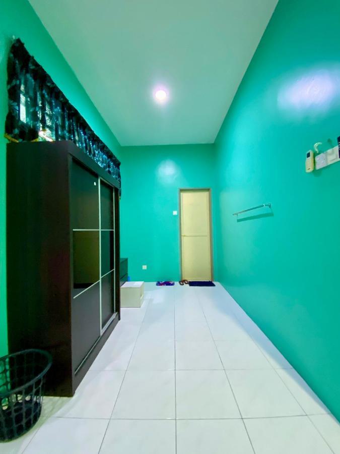 Desyafiq Homestay Kuala Kedah Exteriör bild